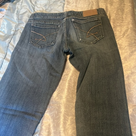 Amethyst, low rise, tall skinny jeans. Light stretch. - Picture 2 of 3